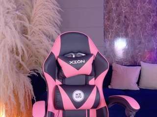 danielasaenz Live Webcam on CamSoda