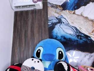 anthoneladoll webcam model