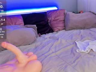 mollyybloom Live Webcam on CamSoda