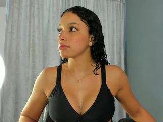  mollyybloom chat room