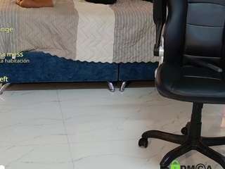 Amy Honney live cam