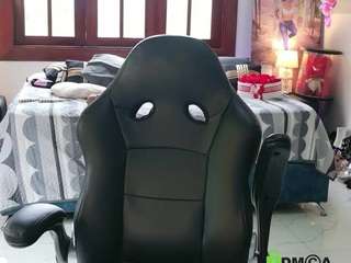 Amy Honney live cam