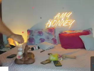 Amy Honney's Live Sex Cam Show