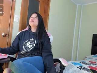 allisonlove webcam model