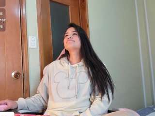 allisonlove Live Webcam on CamSoda