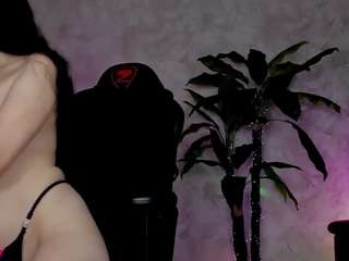 emma7 live webcam show