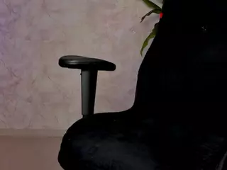 emma7's Live Sex Cam Show