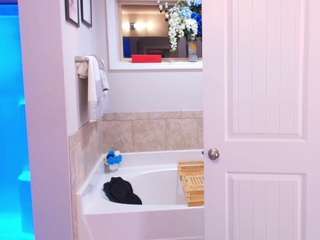 Live webcam model msfitqueen on Soda Cams