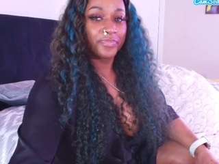 Live webcam model msfitqueen on Soda Cams