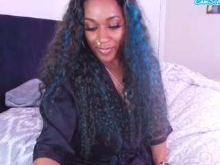 Live webcam model msfitqueen on Soda Cams