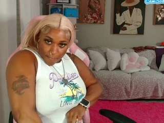 msfitqueen's CamSoda show and profile