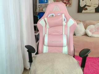 Live webcam model msfitqueen on Soda Cams