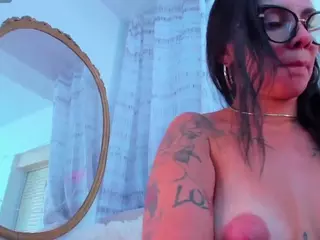 Kitty Squirt's Live Sex Cam Show