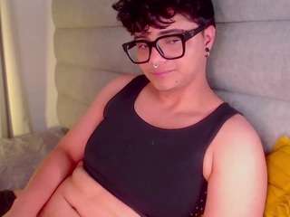 isabellamout Live Webcam on CamSoda