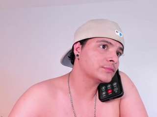 isabellamout Live Webcam on CamSoda