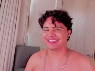le modèle isabellamout est en webcam porno dans un show sur le site camsoda, il possède les tags suivants: anal toys,bbc,tease,submissive,sph,spank,roleplay,orgasm,no smoking,no drinking,muscular,mistress,milf,fetish,facial piercings,ejaculation,dirty talk,cumshot,colombia,brown eyes