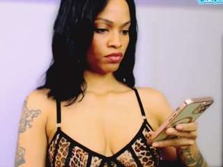 tiaramace from CamSoda is Freechat
