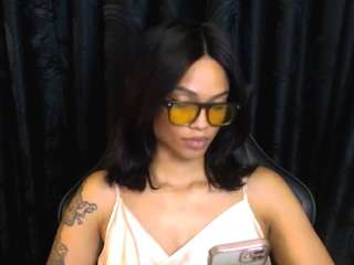 tiaramace Live Webcam on CamSoda