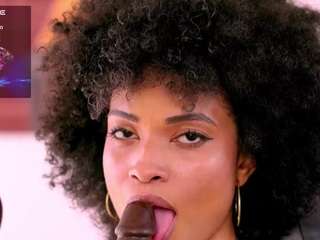 tiaramace live webcam show