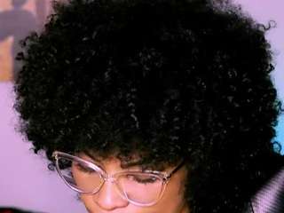 Goddess Tiara Mace live webcam show