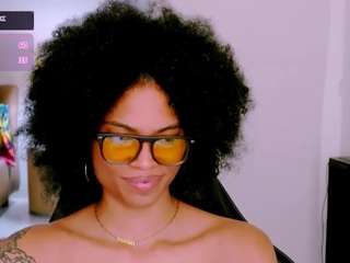 Goddess Tiara Mace live cam preview
