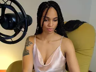 Goddess Tiara Mace's Live Sex Cam Show