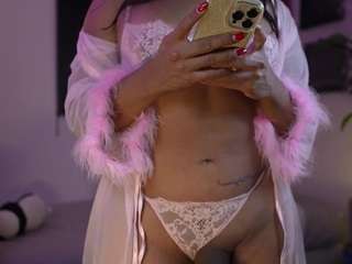 kendrasmithts Live Webcam on CamSoda