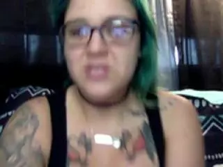 adventurousgirls69's Live Sex Cam Show