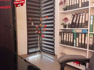 Live webcam model newlisa2018 on Soda Cams