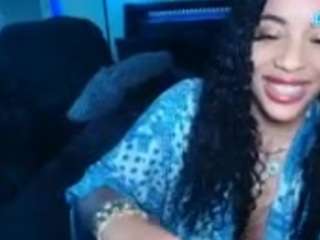 Christina Luvv