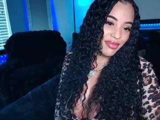 Christina Luvv