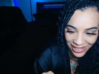 Christina Luvv