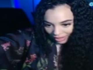 Christina Luvv