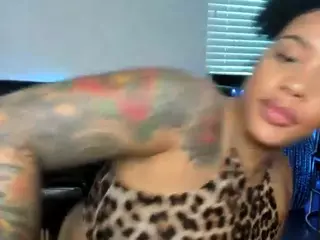 Christina Luvv's Live Sex Cam Show