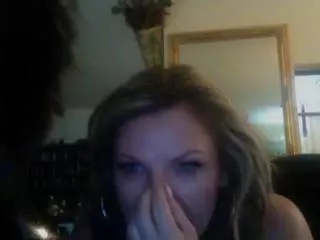 lyricas's Live Sex Cam Show