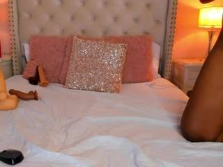 kylefoxx Live Webcam on CamSoda