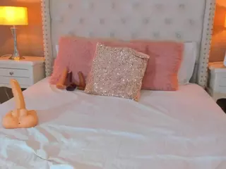 KyleFoxx's Live Sex Cam Show