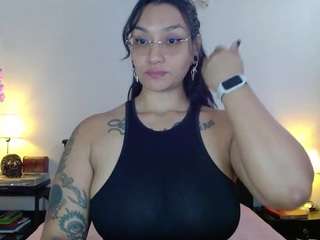 toothyy from CamSoda