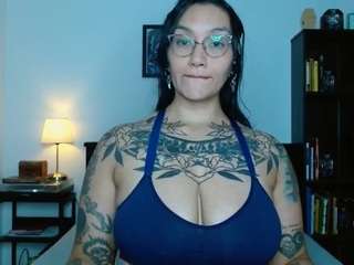 Ce modèle est en direct maintenant. toothyy