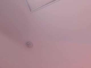 Mia Farrell live webcam show
