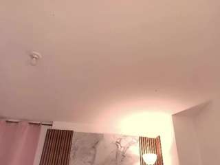 mariejanee live cam preview