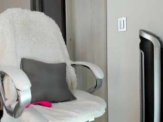  natalieclark chat room