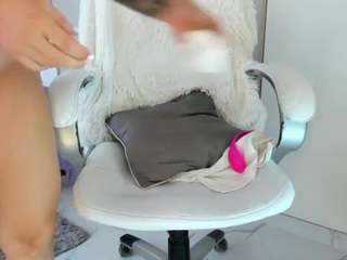 Live webcam model natalieclark on Soda Cams