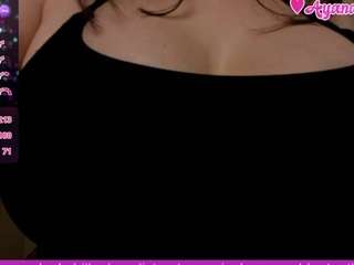 Ayanaxoxo's live stream