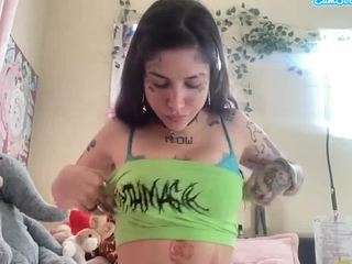 Live webcam model rubyb on Soda Cams