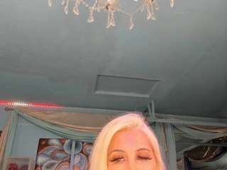 adrianna777 Webcam Model Profile