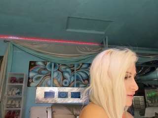 adrianna777 - Live Cam