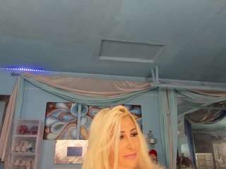 adrianna777 Live Webcam on CamSoda