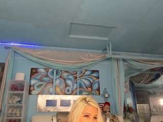 adrianna777 Live Webcam on CamSoda