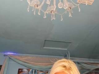 adrianna777 Live Webcam on CamSoda